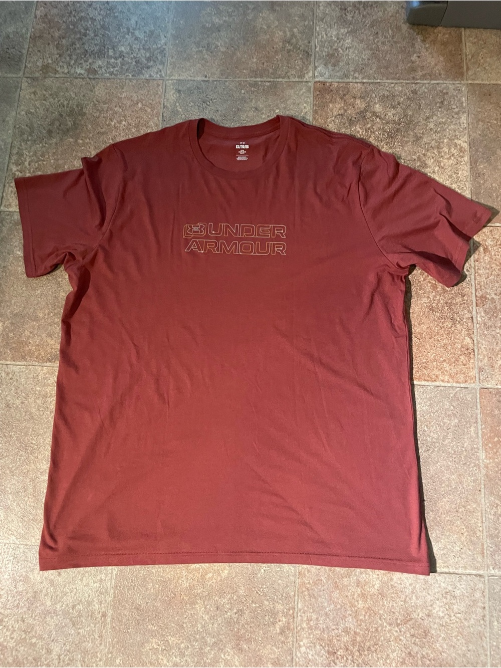 Under Armour Men’s Short-Sleeve Tees - Black, Navy, and Red - Picture 4 of 5